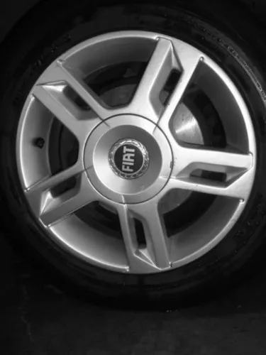 CALOTA CENTRAL P/RODA FIAT STILO - UNIDADE