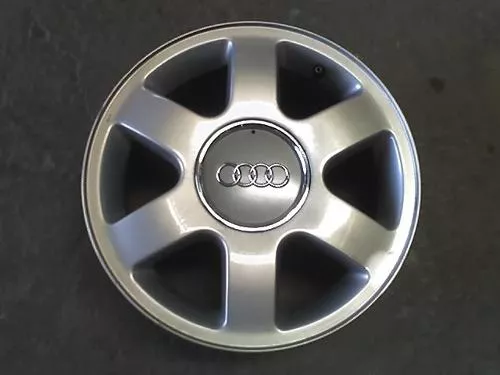 audi-a3.webp CALOTA CENTRAL P/RODA AUDI A3 01/06 MOD ORIG. - UNIDADE