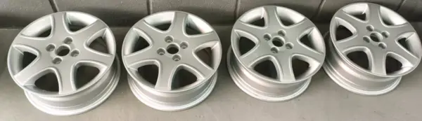 Roda GM Aro 15" Chevrolet Astra Sunny Advantage - restaurada